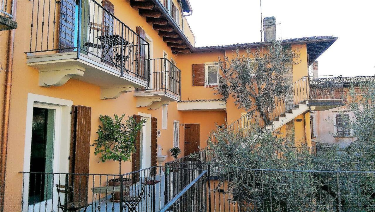 Ca' Due Olivi Apartment Тосколано Мадерно Екстериор снимка