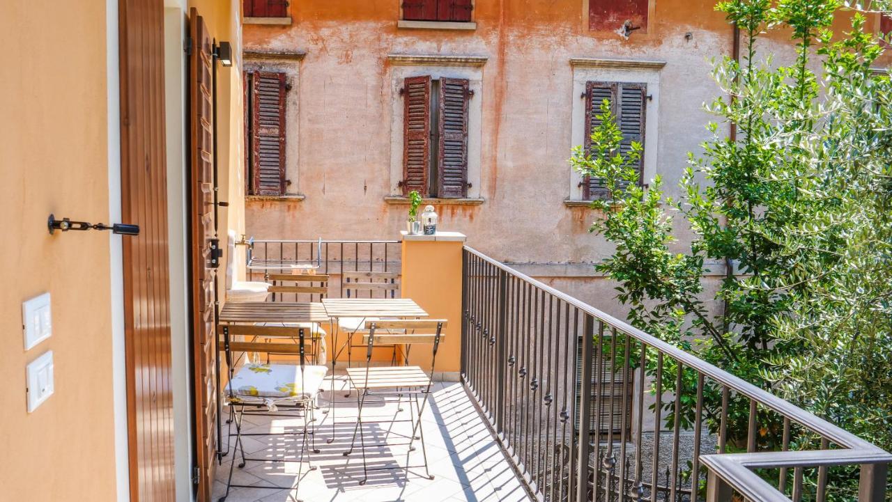 Ca' Due Olivi Apartment Тосколано Мадерно Екстериор снимка